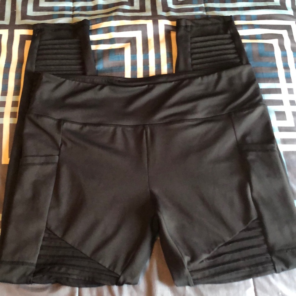 CVG black Moro leggings